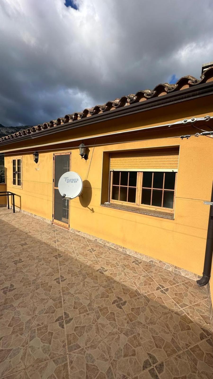 Ca La Cabrera Apartment Alfara de Carles Exterior photo